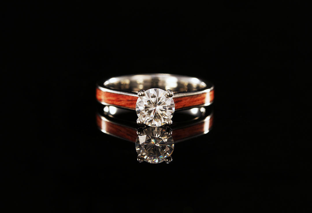 TULIP MAGNOLIA WOOD 14K WHITE GOLD DIAMOND TIFFANY WITH SIDE STONES RING