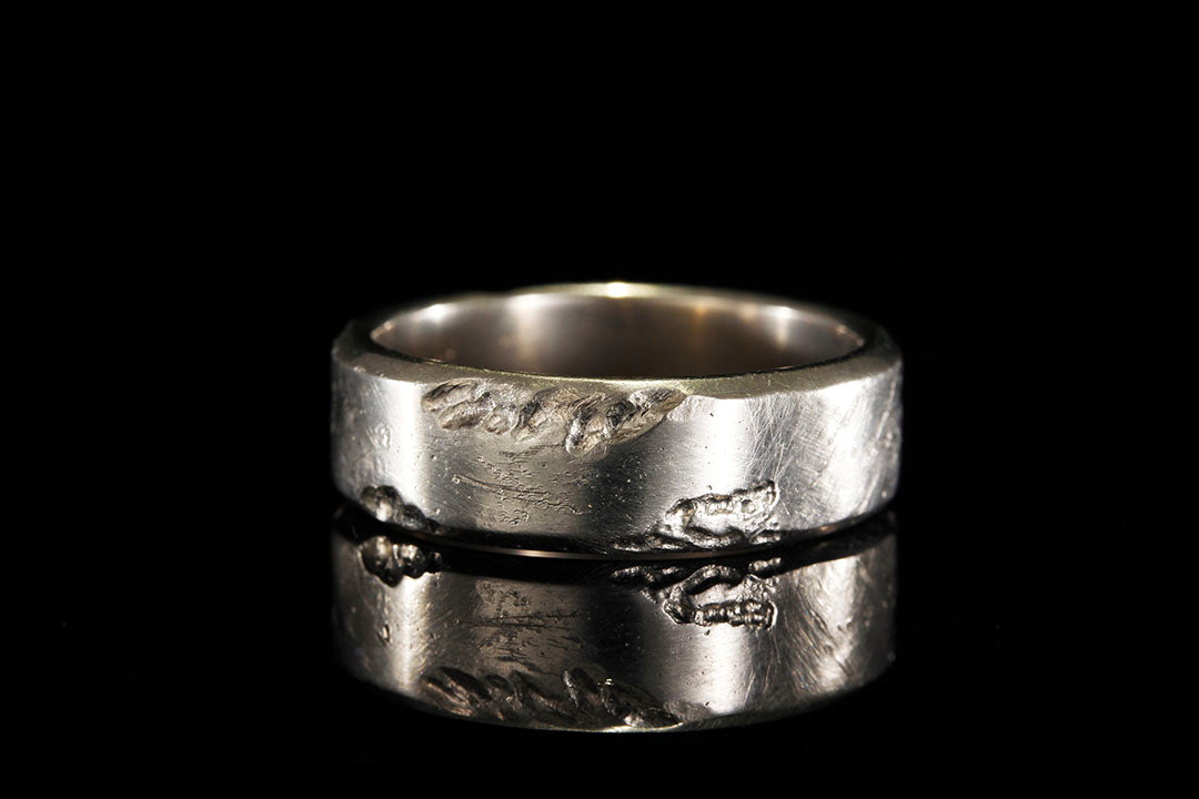 MEN'S TIMEWORN YELLOW GOLD RING