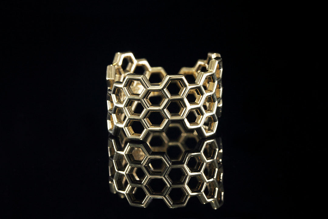 Ayami jewerly BeeHoneycomb Ring 13号 Honeycomb Bee Ring – The Life Divine