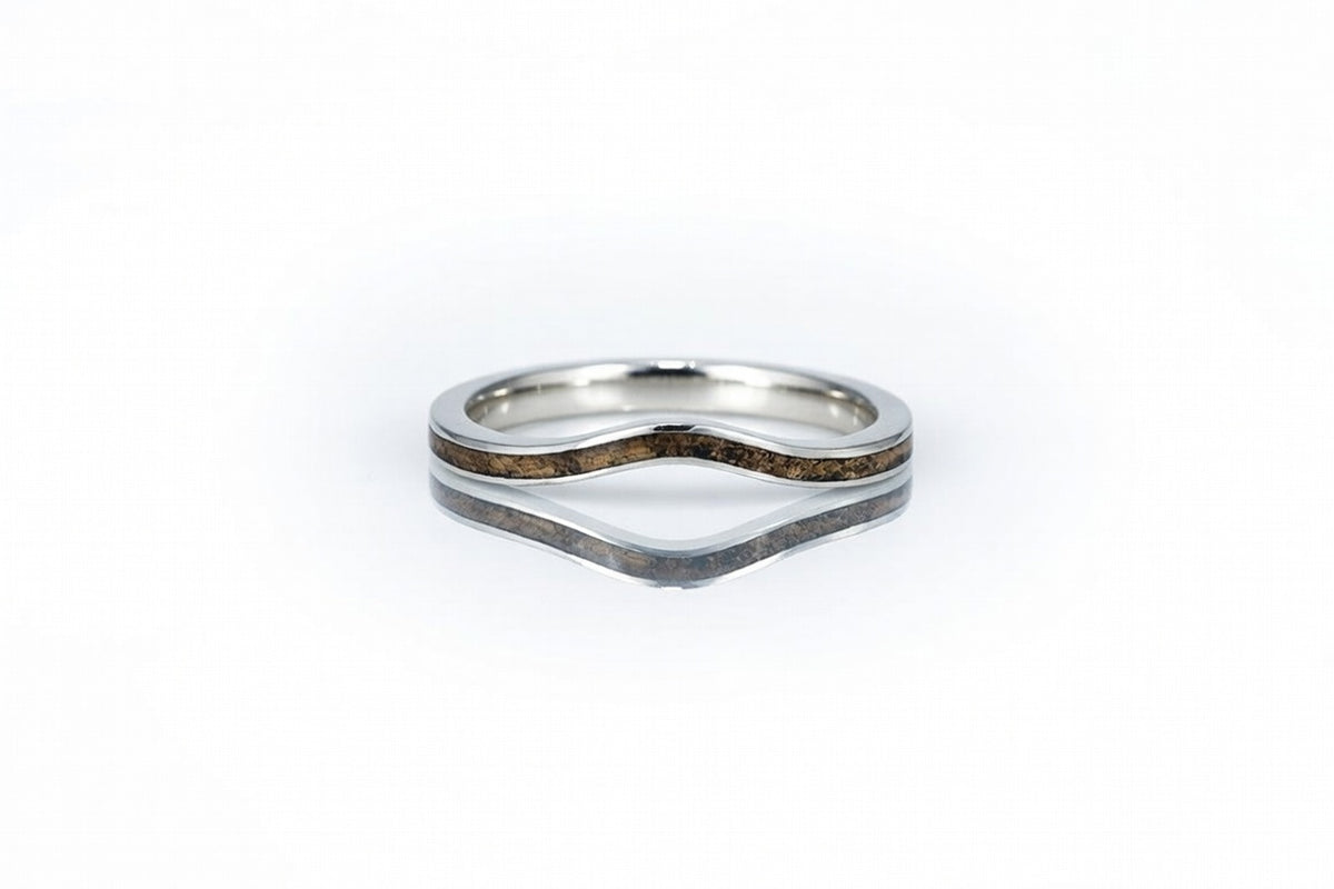 FORMED 14K WHITE GOLD WHISKEY BARREL WOOD RING