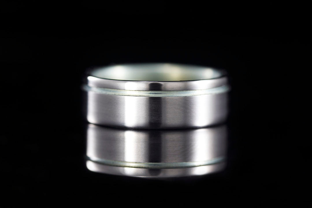 MEN'S OFFSET ANODIZED TITANIUM RING