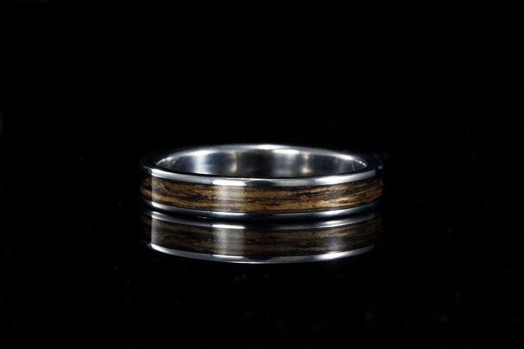 WOMEN'S WHISKEY BARREL WOOD TITANIUM BAND