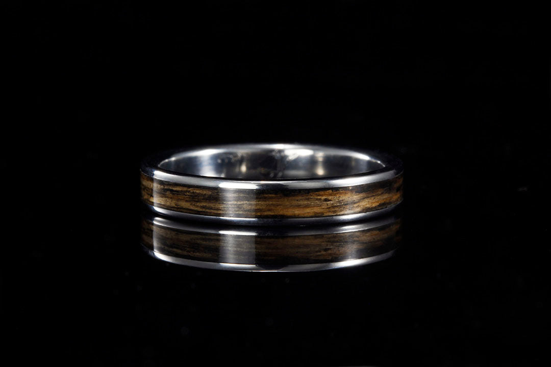 WOMEN'S WHISKEY BARREL WOOD TITANIUM BAND