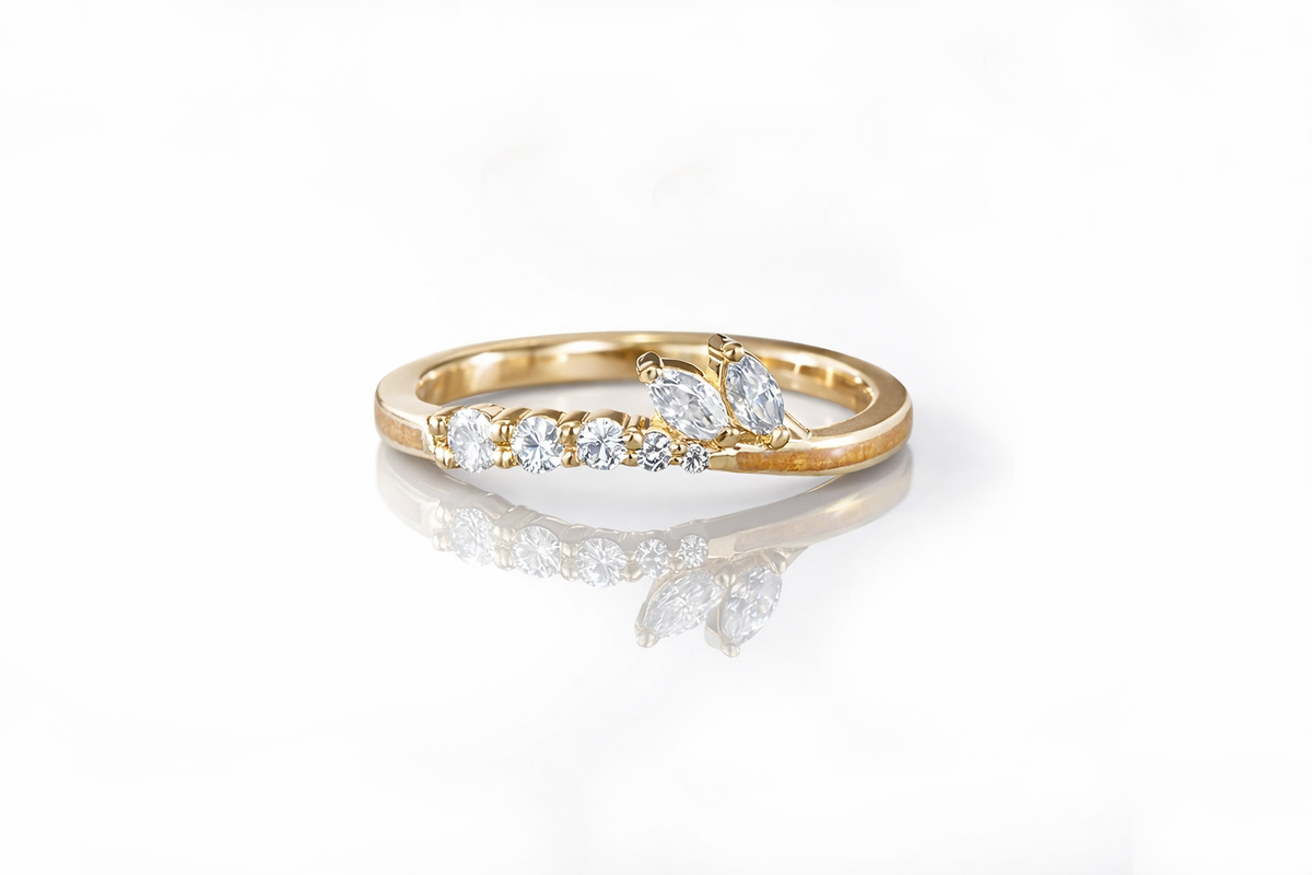 ANCIENT KUARI YELLOW GOLD LEAF ACCENT RING