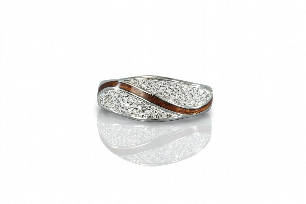 MAHOGANY WOOD DIAMOND PAVÉ COCKTAIL RING