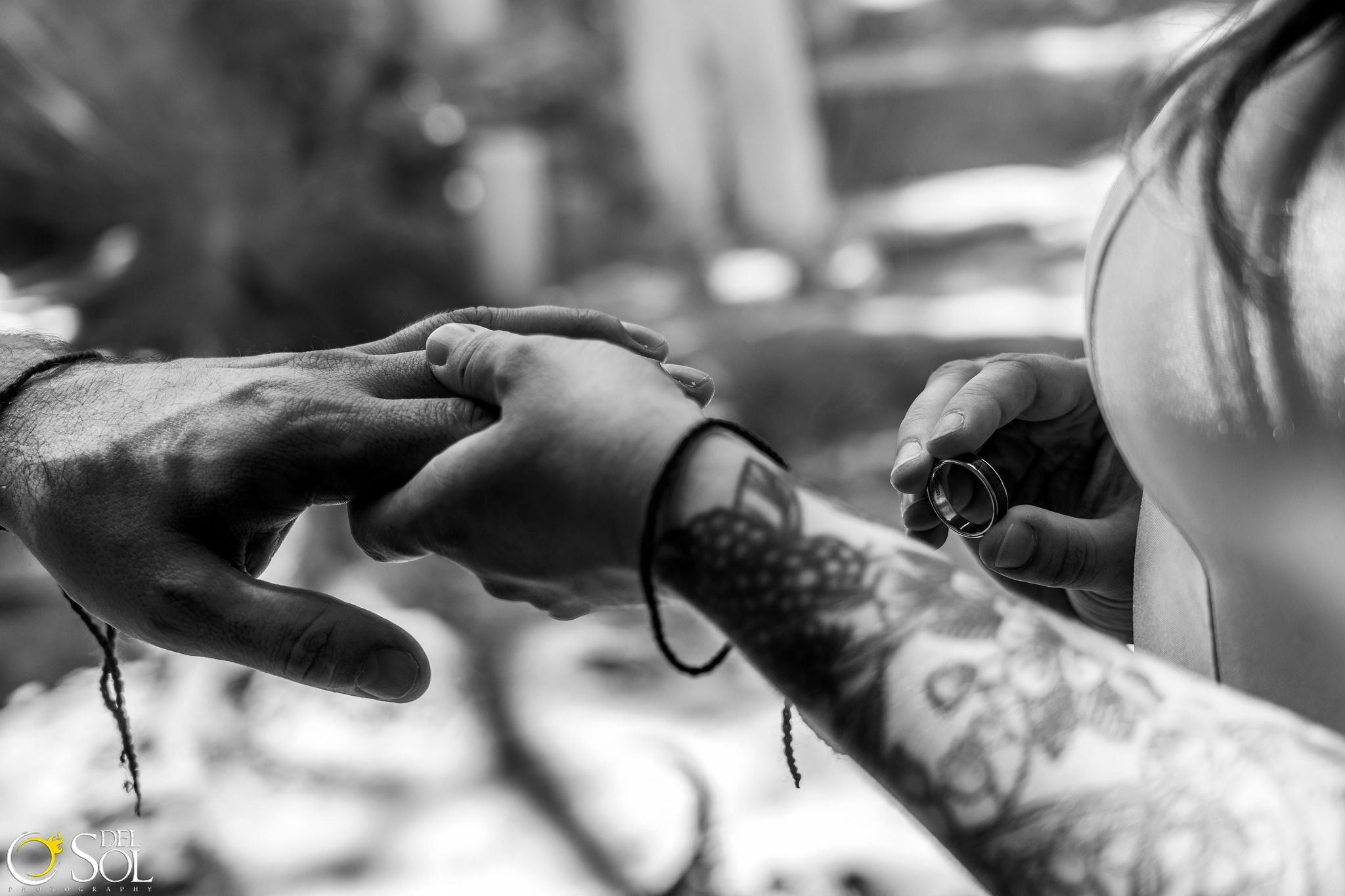 Men's Titanium Wedding Ring - Anodized Titanium – Chasing