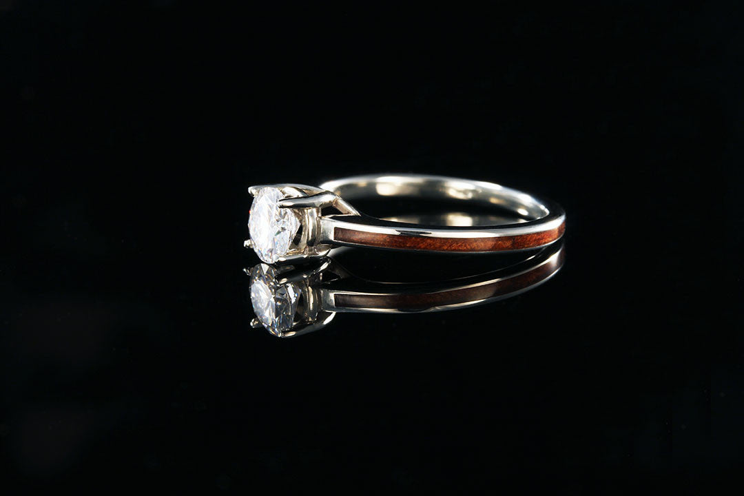 14K white gold diamond room, wooden band, side view, silver lining interior