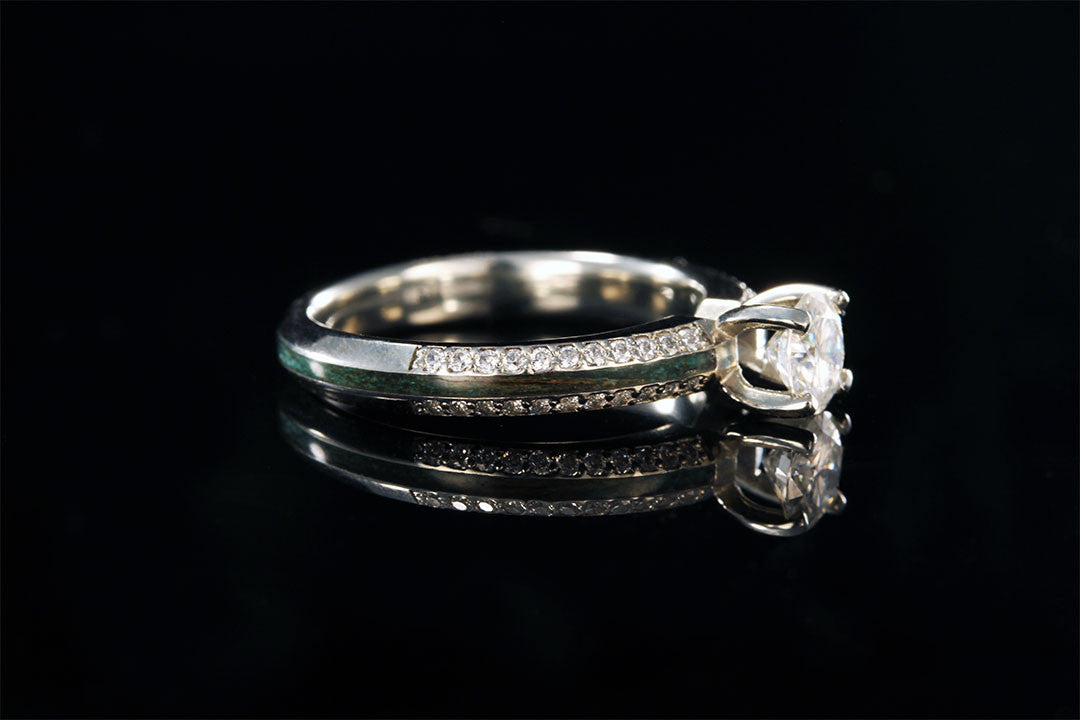 Sideview of white gold ring, Chasing Victory, white gold diamond ring, 14K, acrylic wood