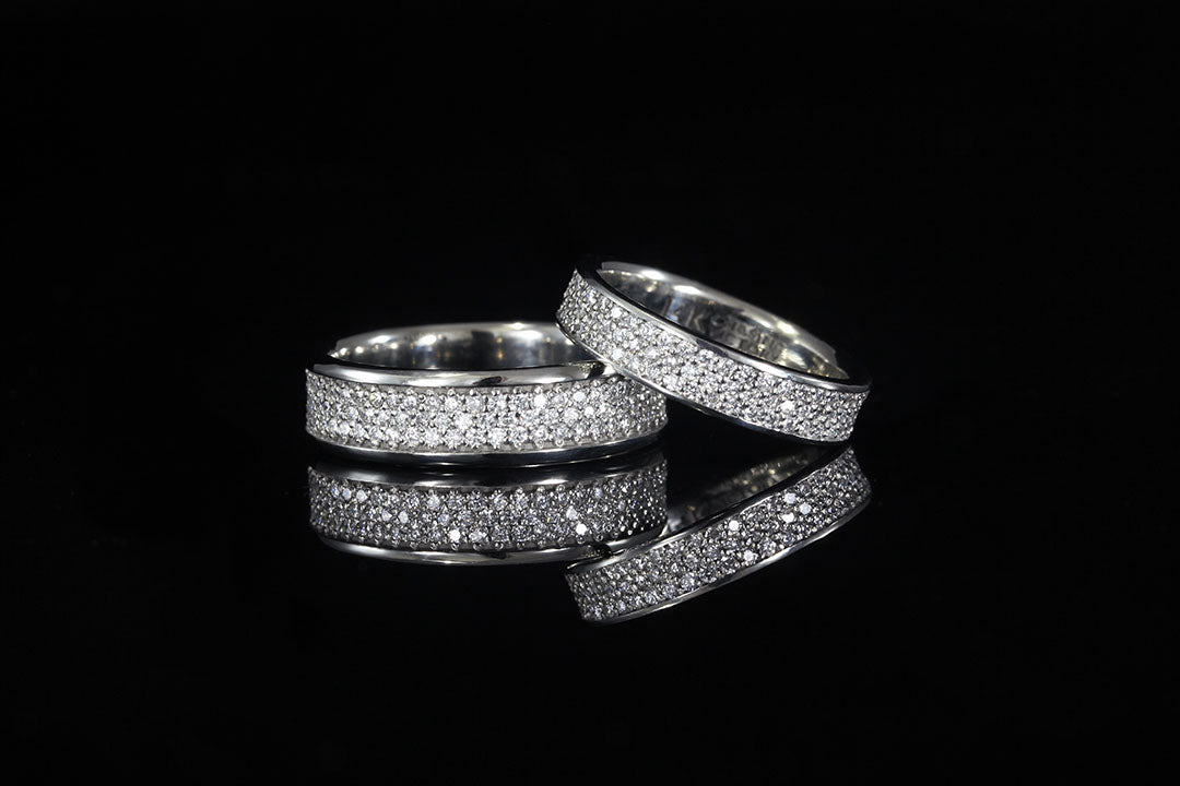 2 white diamond rings with white gold and diamonds