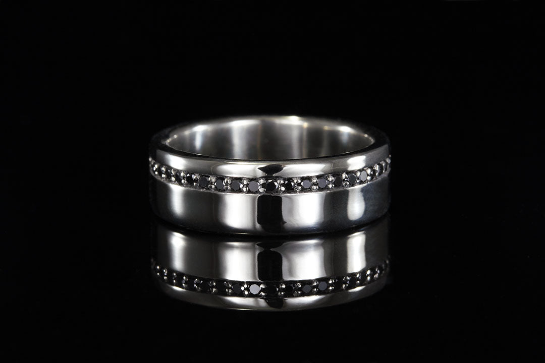 BLACK DIAMOND OFFSET IN WHITE GOLD MEN'S RING