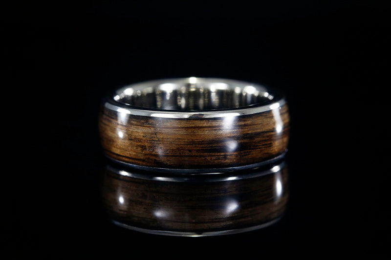 MEN'S WHITE GOLD WHISKEY BARREL WOOD RING - Chasing Victory