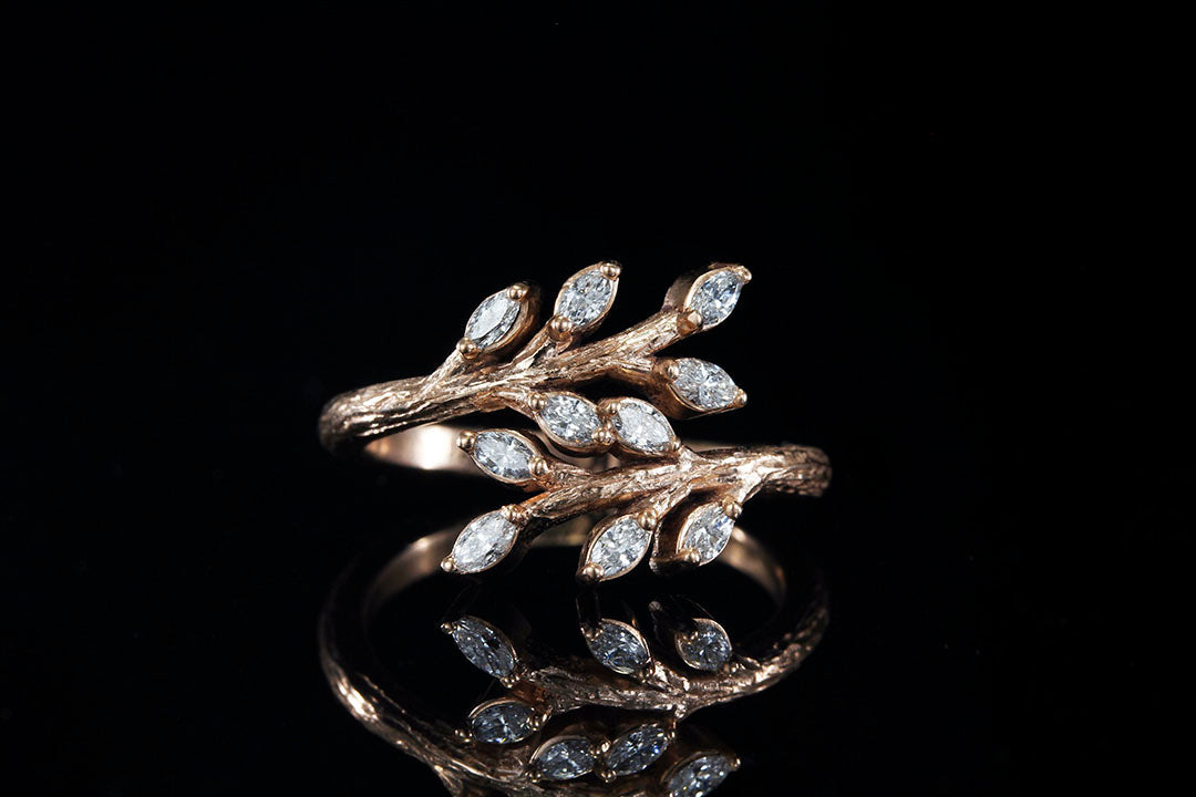 Marquise 2025 leaf ring