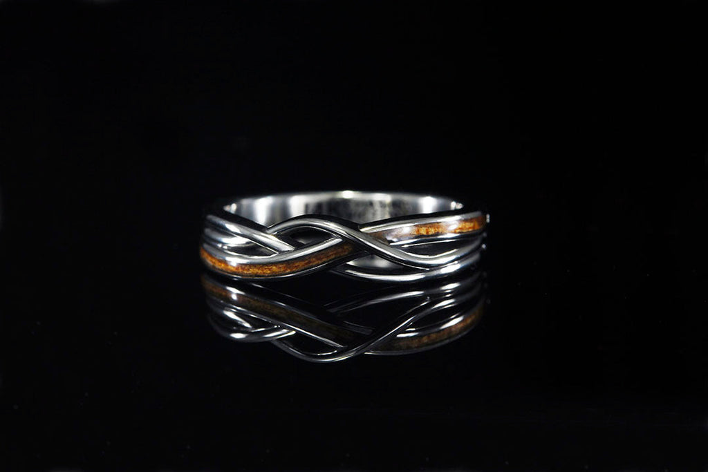 ANCIENT KUARI "STOIC" RING