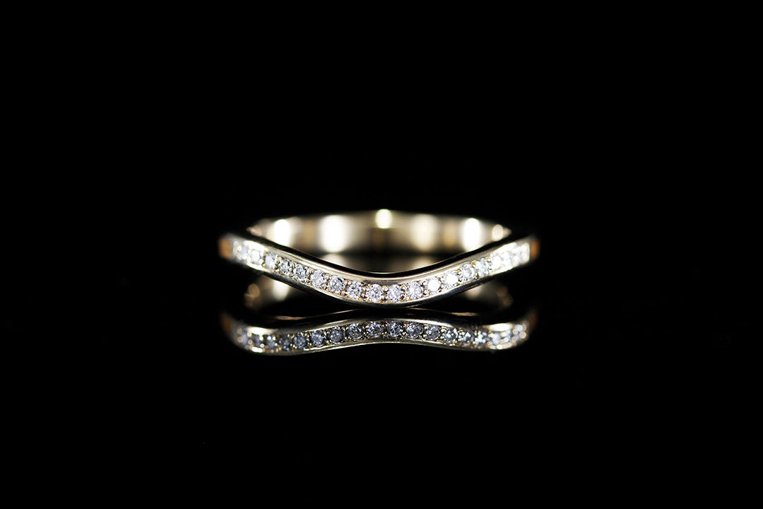ANCIENT KUARI YELLOW GOLD LEAF ANNIVERSARY ACCENT RING