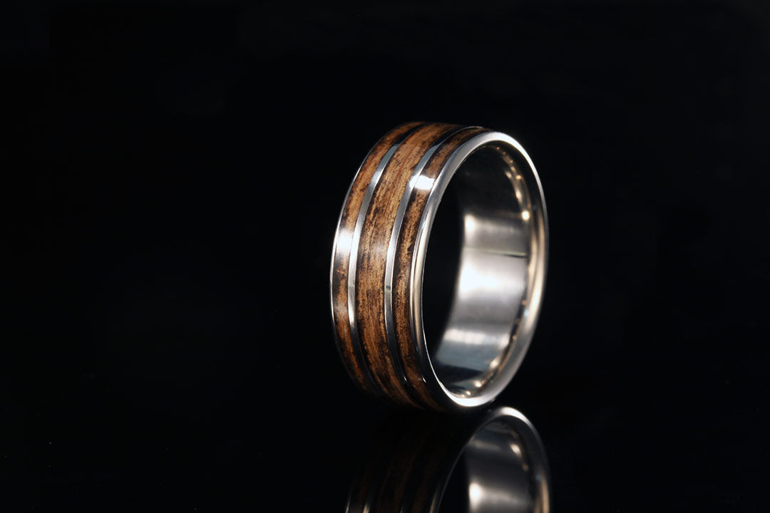 Men's Jack Daniel's ring inlaid with Wood, upright view, silver interior band